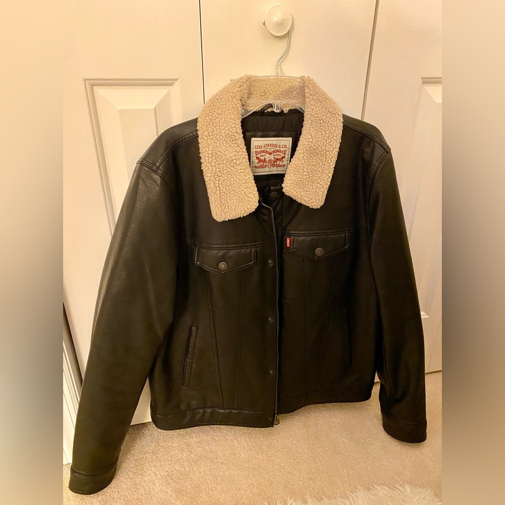 Levi’s Men’s Faux Leather Jacket with Sherpa Collar | Size Large (No Tags)